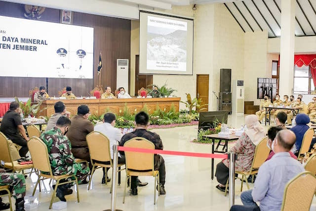 Akselerasi Bangun Infrastruktur, Pemkab Jember Siap Bantu Urus Izin Pertambangan Galian C di Pusat